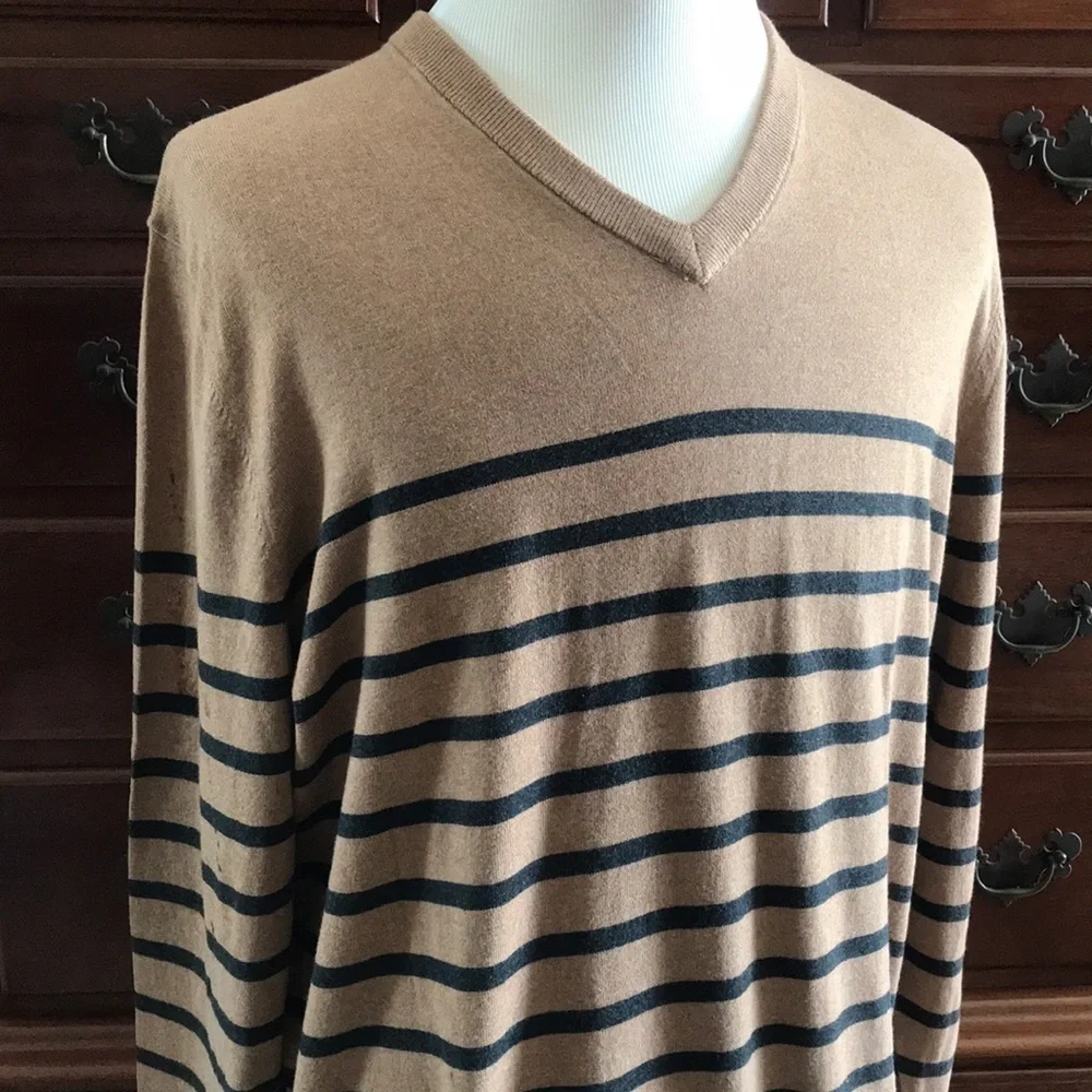 Gap Camel - Gray Stripe Sweater XL